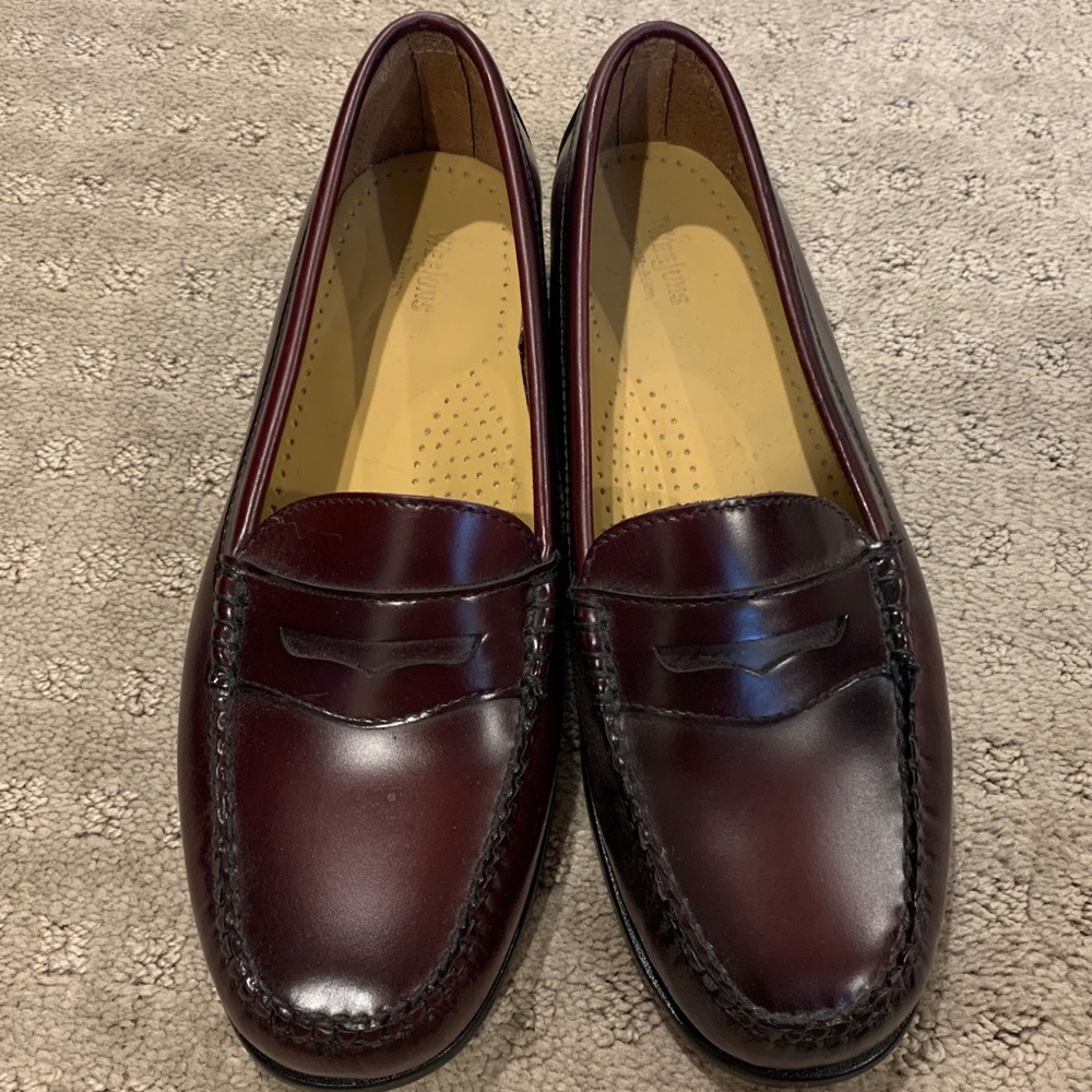 Bass Weejun Penny Loafers Never Worn